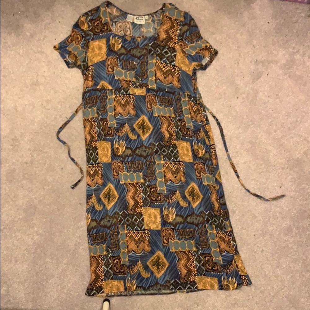 🦄3/$30 Batik-like dress